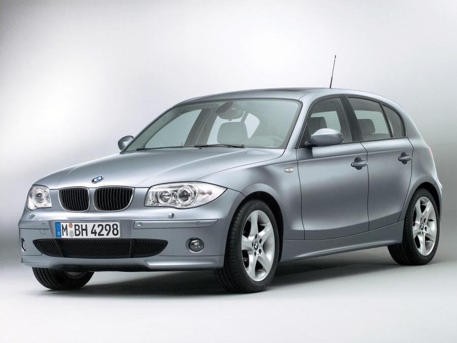  BMW 120i 5-Door 2004 года  (фото 13 из 19)